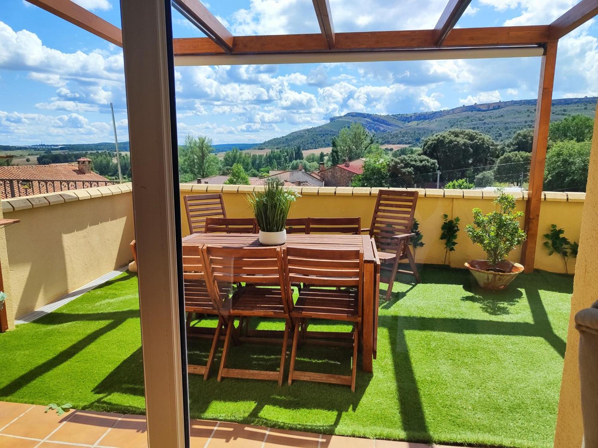 Vila La Casa De Fuentetoba Exteriér fotografie